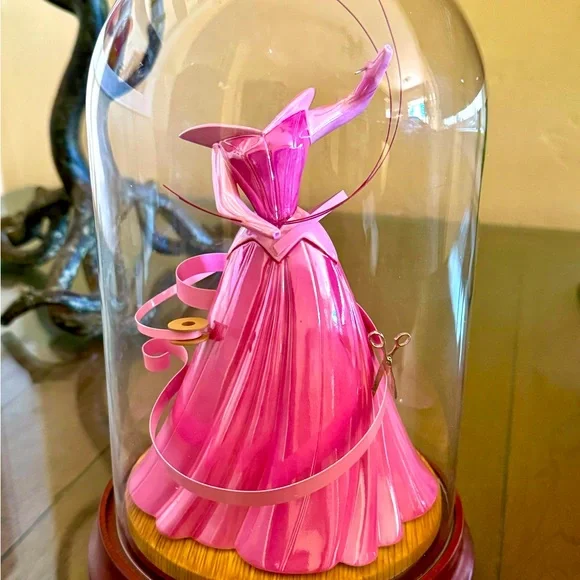 Walt Disney Classic Collection - A Dress a Princess can be proud of 👗 - Picture 14 of 15